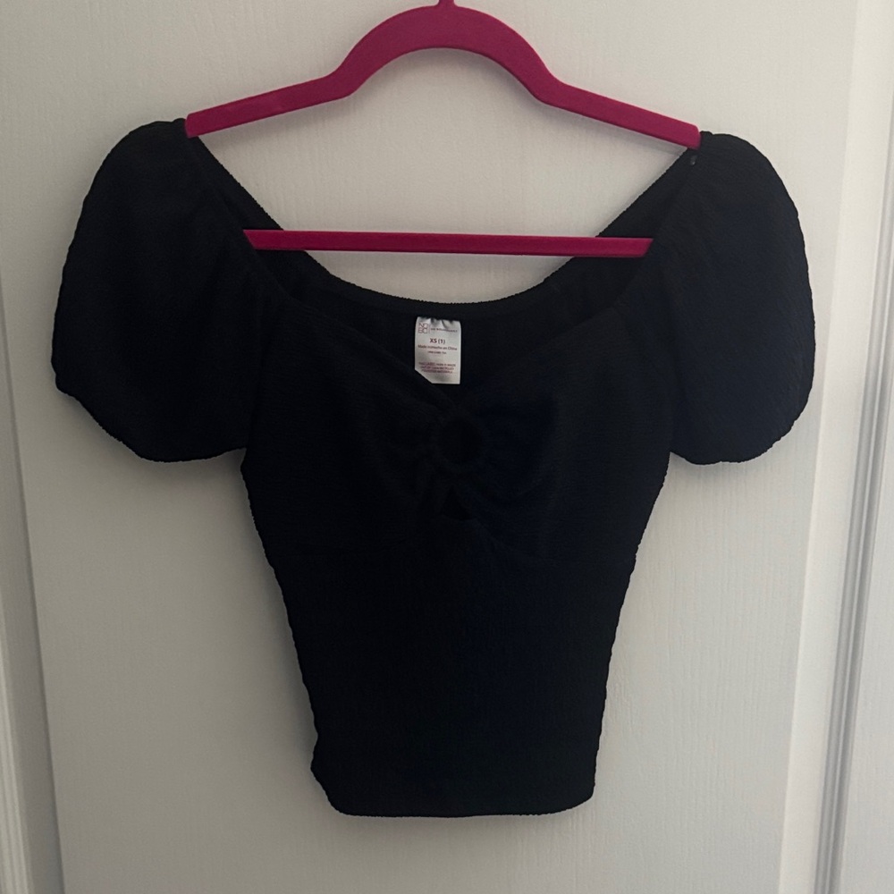 No Boundaries Black Puff Sleeve Blouse